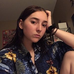 Meet your Posher, Camille